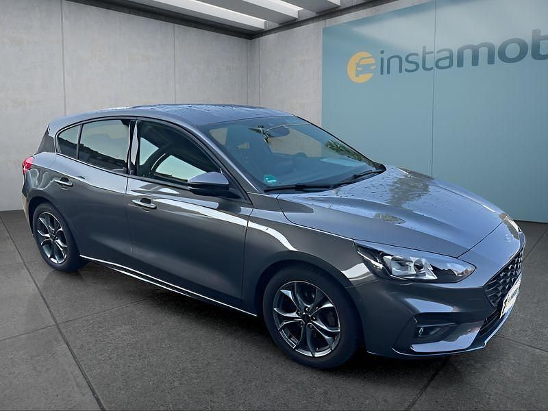 Gebraucht Ford Focus ST-Line 125 PS (91 kW) 2021 Grau Limousine