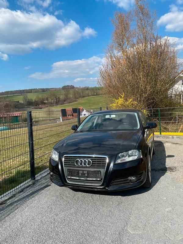 Gebraucht Audi A3 105 PS (77 kW) 2009 Schwarz Kleinwagen