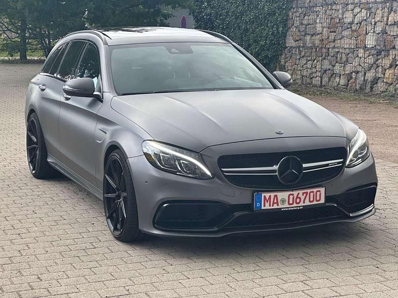 Obsidianschwarz Gebraucht 2016 Mercedes C63 AMG AMG Kombi | 31.997 € (Fairer Preis) - Bild 1/4