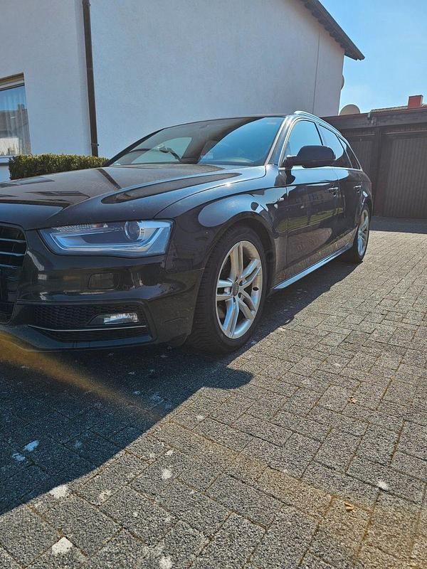 Gebraucht Audi A4 S-Line 204 PS (150 kW) 2013 Schwarz Kombi