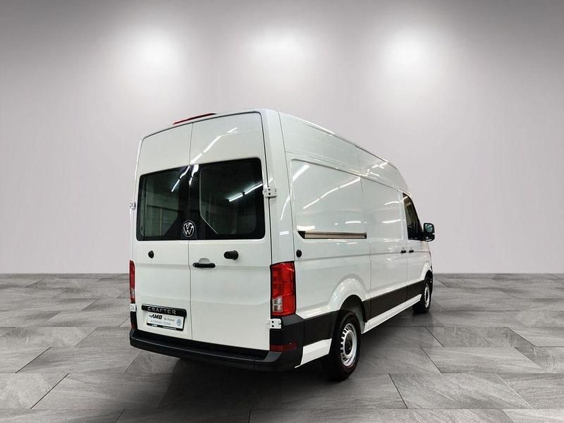 Gebraucht VW Crafter 140 PS (102 kW) 2024 Weiß Van