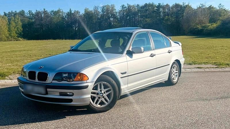 Occasion BMW 320 136 ch (100 kW) 2000 Gris Berline