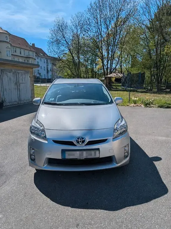 Gebraucht Toyota Prius 136 PS (100 kW) 2009 Grau Kleinwagen