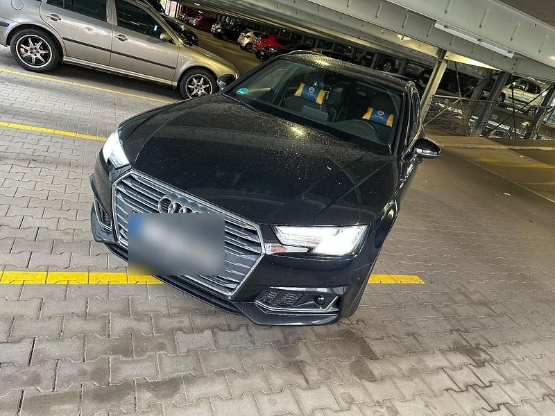 Gebraucht Audi A4 Sport 150 PS (110 kW) 2019 Schwarz Kombi