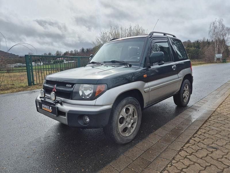 Gebraucht Mitsubishi Pajero 120 PS (88 kW) 2000 Grün SUV
