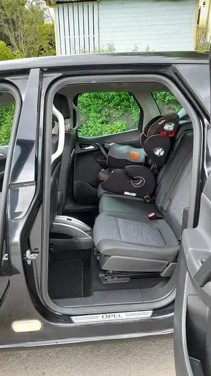 Gebraucht Opel Meriva 120 PS (88 kW) 2011 Schwarz Van / Kleinbus