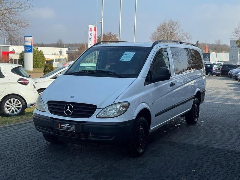 Gebraucht Mercedes Viano 109 PS (80 kW) 2009 Weiß Van / Kleinbus