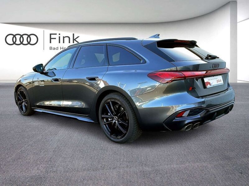 Gebraucht Audi A5 Ambiente 204 PS (150 kW) 2024 Daytonagrau perleffekt Coupé