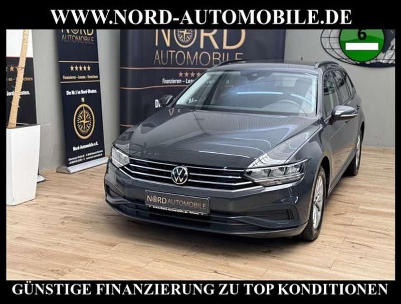 Gebraucht VW Passat 122 PS (89 kW) 2021 Grau Kombi