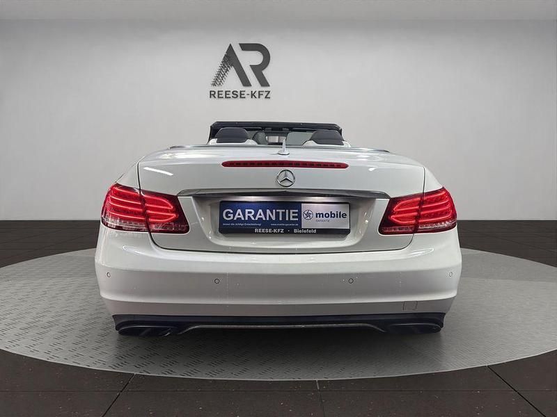 Gebraucht Mercedes E200 184 PS (135 kW) 2016 Weiß Cabrio
