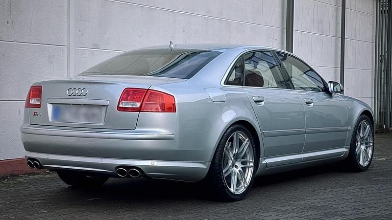 Gebraucht Audi S8 450 PS (330 kW) 2007 Silber Limousine