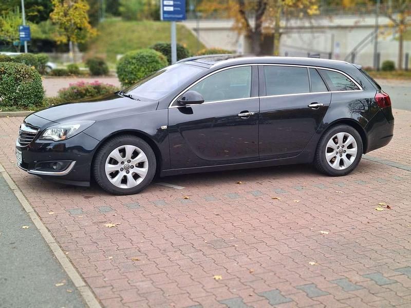 Gebraucht Opel Insignia 136 PS (100 kW) 2015 Schwarz Kombi