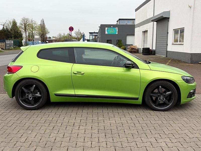 Second-hand VW Scirocco 200 CP (147 kW) 2009 Verde Coupe