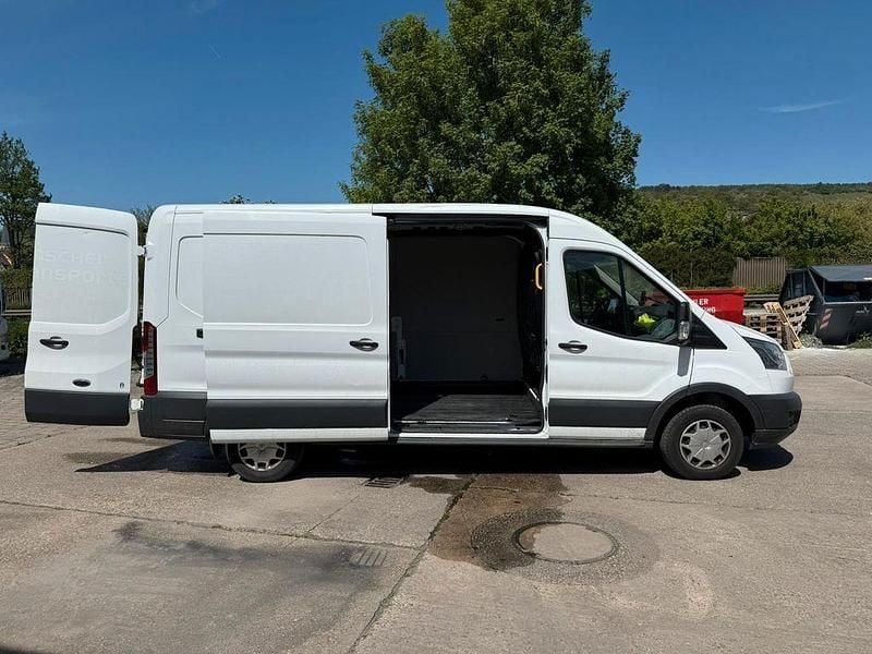 Gebraucht Ford Transit 105 PS (77 kW) 2019 Weiß Van / Kleinbus