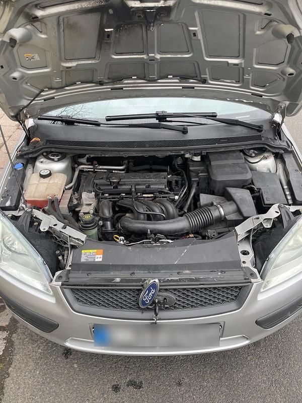 Gebraucht Ford Focus 2007 Silber Limousine