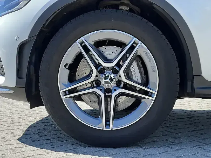 Gebraucht Mercedes GLC300 Business 258 PS (189 kW) 2024 Weiß SUV