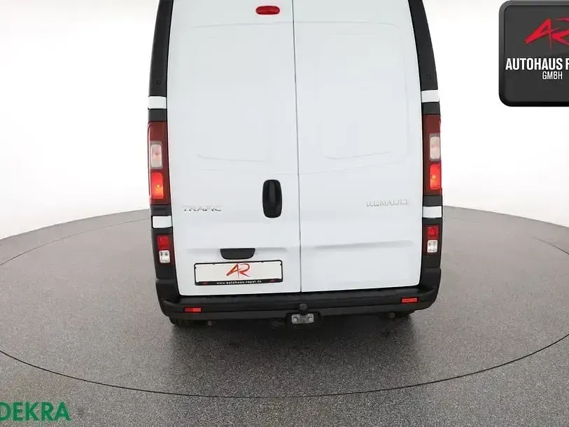 Gebraucht Renault Trafic 146 PS (107 kW) 2021 Weiß Van / Kleinbus