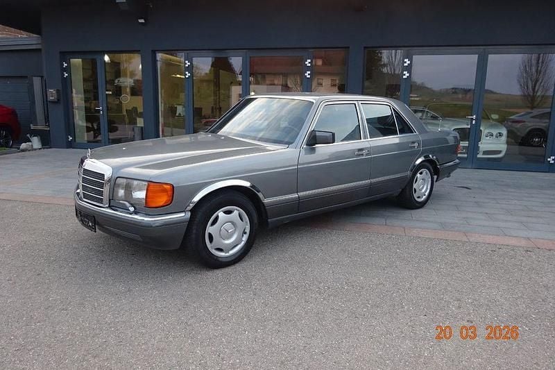 Gebraucht Mercedes 300 SE 179 PS (131 kW) 1988 Grau Limousine