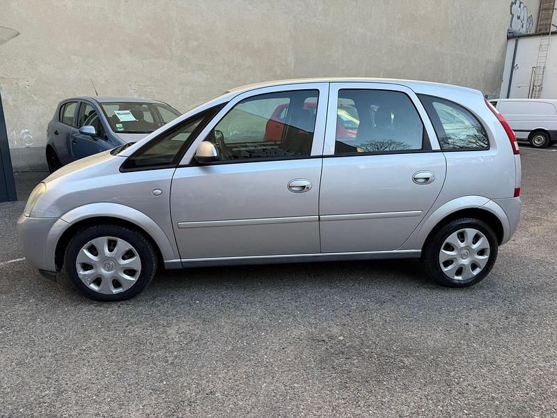 Gebraucht Opel Meriva 96 PS (70 kW) 2005 Silber Van / Kleinbus