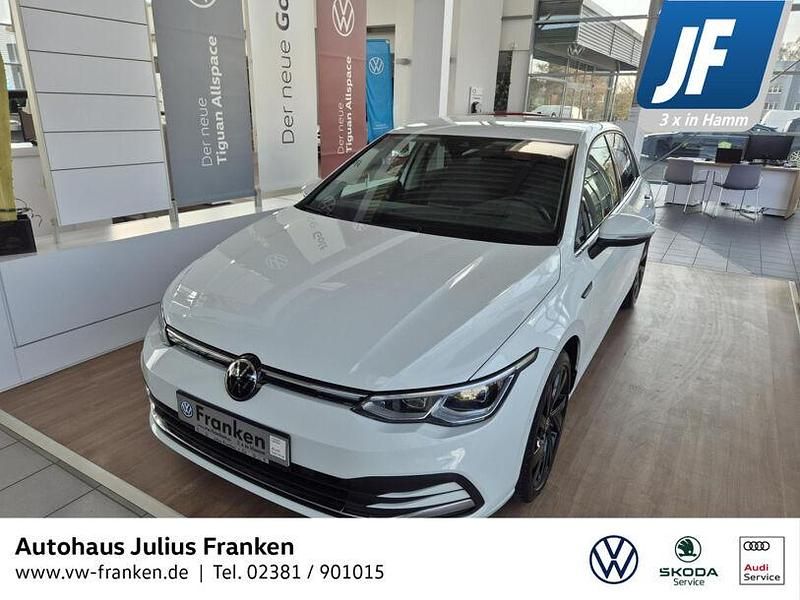 Gebraucht VW Golf VII 150 PS (110 kW) 2021 Weiss Kleinwagen