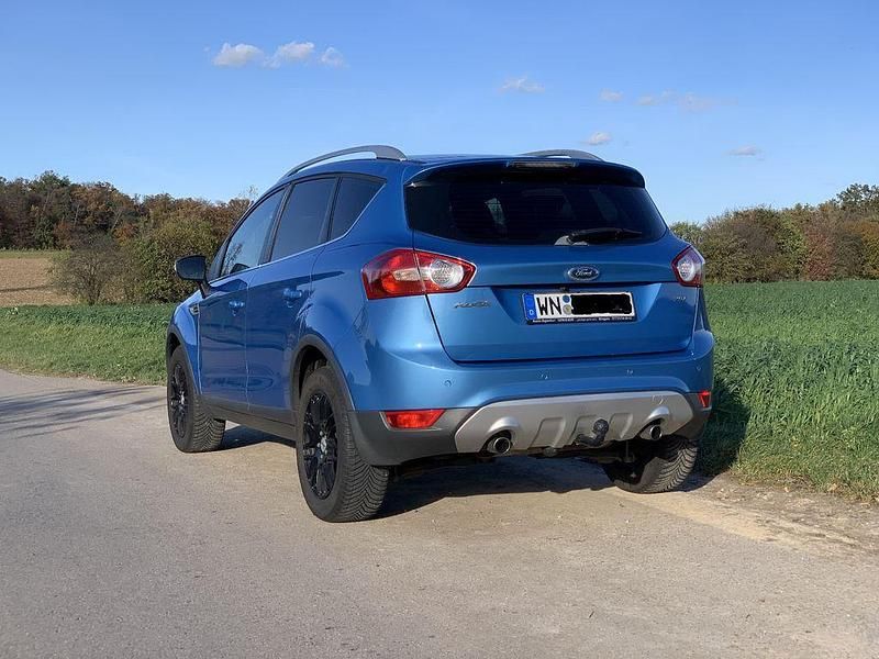 Gebraucht Ford Kuga Trend 200 PS (147 kW) 2009 Blau SUV