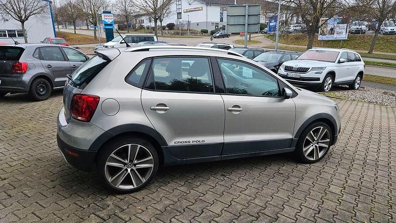 Gebraucht VW Polo Cross 105 PS (77 kW) 2013 Beige Kleinwagen