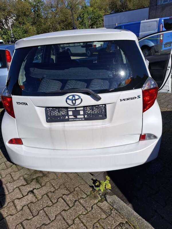Gebraucht 2011 Toyota Verso-S Van / Kleinbus | 4.300 € (Fairer Preis) - Bild 1/2