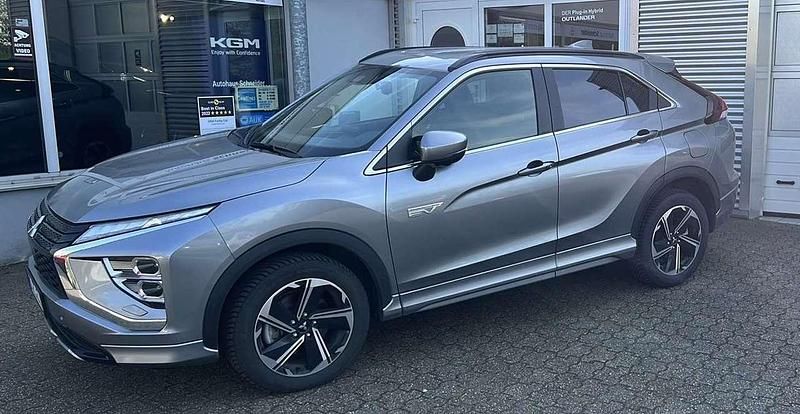 Gebraucht Mitsubishi Eclipse Cross Plus 98 PS (72 kW) 2025 Platinum grau SUV
