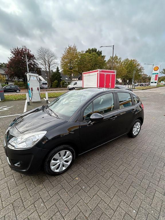 Gebraucht Citroën C3 SELECTION 73 PS (53 kW) 2012 Schwarz Limousine
