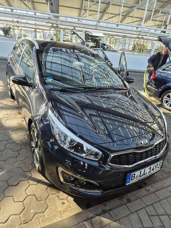 Gebraucht 2015 Kia Ceed Sportswagon Platinum Edition Kombi | 7.000 € (Guter Preis) - Bild 1/4