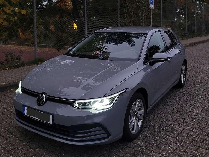 Grau Gebraucht 2020 VW Golf VII Life Kleinwagen | 19.200 € (Fairer Preis) - Bild 1/4