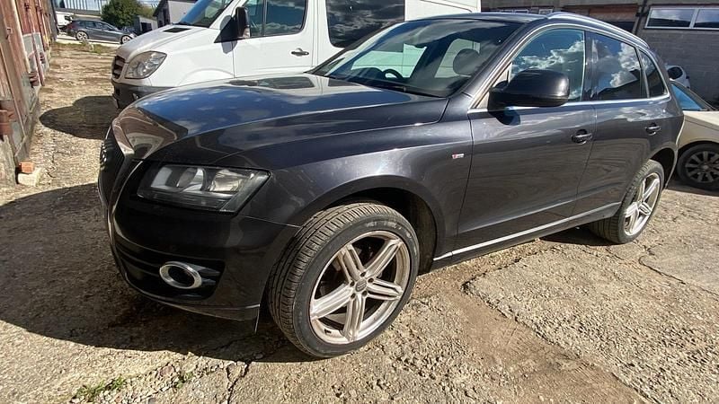 Gebraucht Audi Q5 140 PS (102 kW) 2009 Schwarz SUV