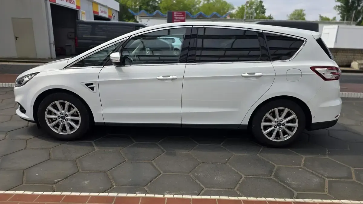 Gebraucht Ford S-MAX S 190 PS (139 kW) 2016 Weiß Van / Kleinbus