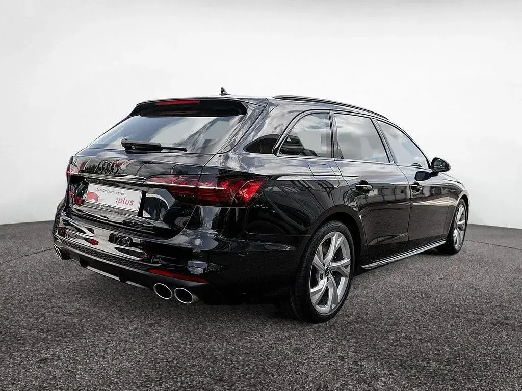 Gebraucht Audi S4 Design 341 PS (250 kW) 2023 Mythosschwarz metallic Kombi