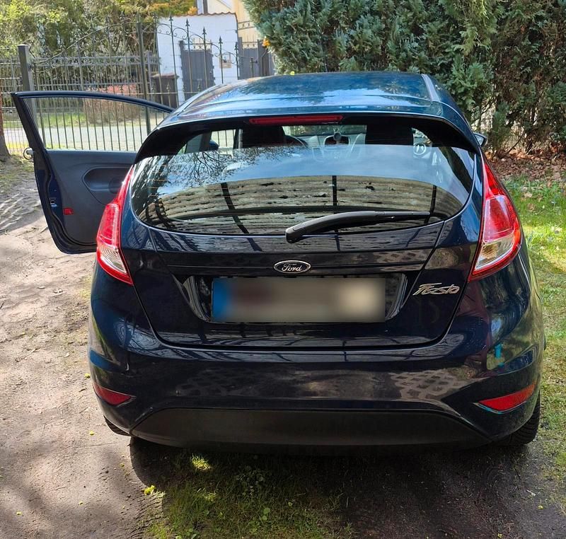 Gebraucht Ford Fiesta Trend 60 PS (44 kW) 2017 Blau Kleinwagen