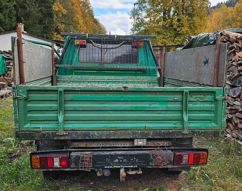 Gebraucht VW T4 68 PS (50 kW) 1993 Grün Van