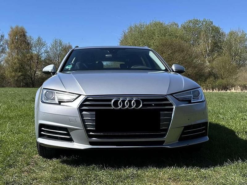 Usata Audi A4 Sport 150 CV (110 kW) 2017 Argento Station wagon
