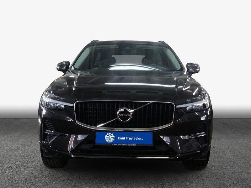 Używany Volvo XC60 Core 250 KM (183 kW) 2025 Szary SUV