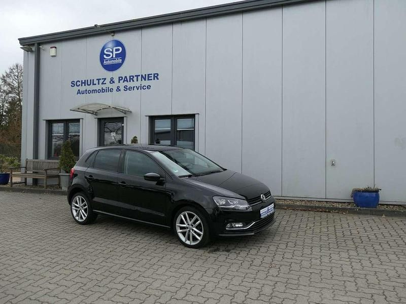 Gebraucht VW Polo Highline 90 PS (66 kW) 2015 Schwarz Limousine