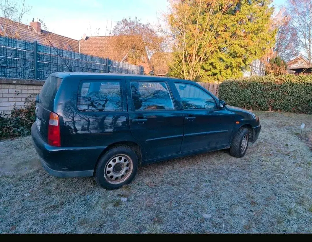 Gebraucht VW Polo 70 PS (51 kW) 1999 Schwarz Kombi