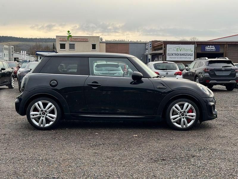 Gebraucht Mini John Cooper Works 231 PS (169 kW) 2016 Schwarz Kleinwagen