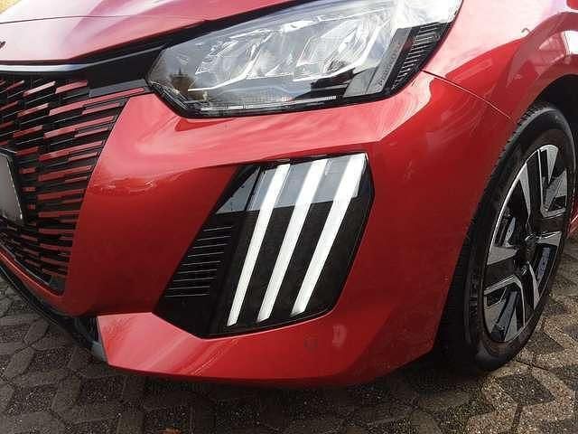 Rot metallic Gebraucht 2024 Peugeot 208 Allure Kleinwagen | 18.640 € (Fairer Preis) - Bild 1/4