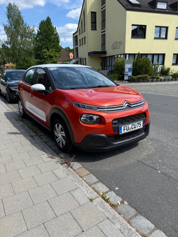 Orange Gebraucht 2016 Citroën C3 Feel Kleinwagen | 7.600 € (Guter Preis) - Bild 1/4