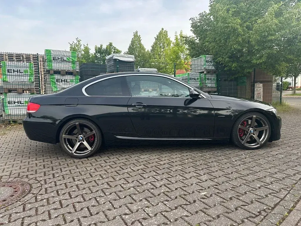 Gebraucht BMW 335 Performance 306 PS (225 kW) 2008 Schwarz Coupé