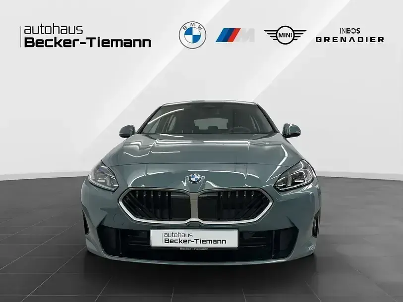 Occasion BMW 120 Shadowline 156 ch (114 kW) 2025 Vert Citadine