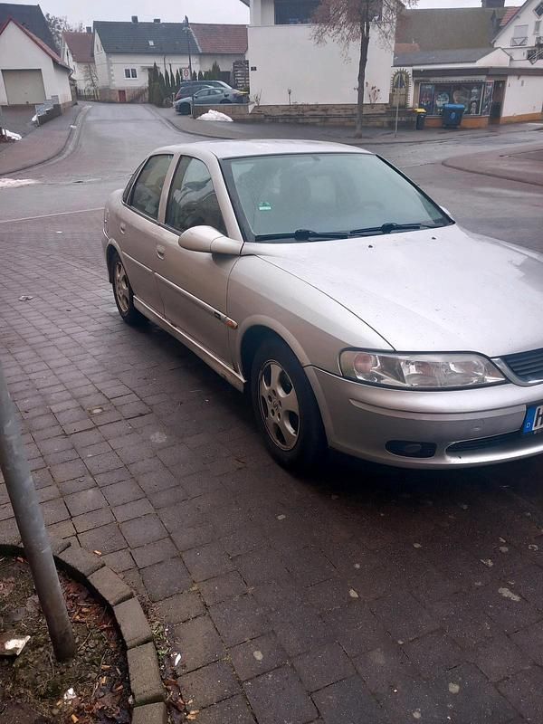 Gebraucht Opel Vectra 125 PS (91 kW) 1999 Limousine