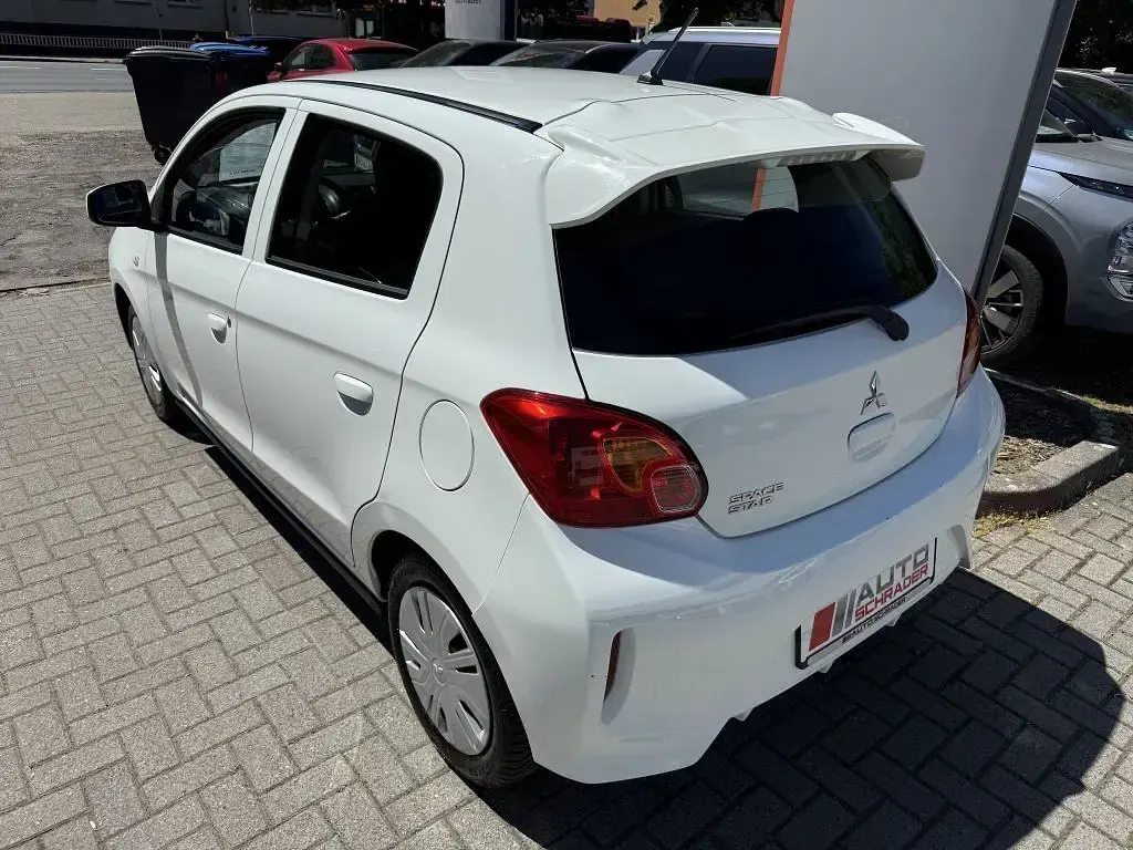 Brugt Mitsubishi Space Star Select 71 HK (52 kW) 2023 Hvid Hatchback