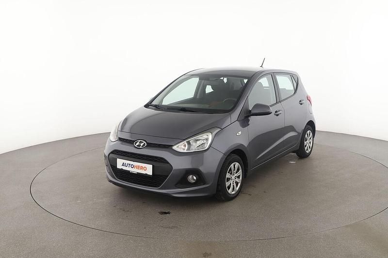 Silber Gebraucht 2016 Hyundai i10 Trend Kleinwagen | 8.480 € (Fairer Preis) - Bild 1/3