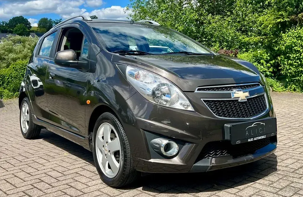 Gebraucht Chevrolet Spark LT 82 PS (60 kW) 2011 Braun Kleinwagen