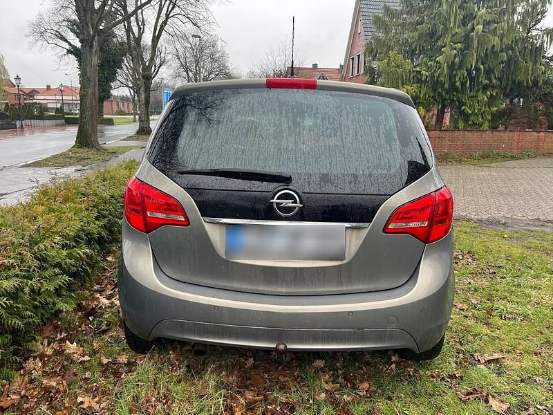 Gebraucht Opel Meriva 110 PS (80 kW) 2012 Braun Van / Kleinbus